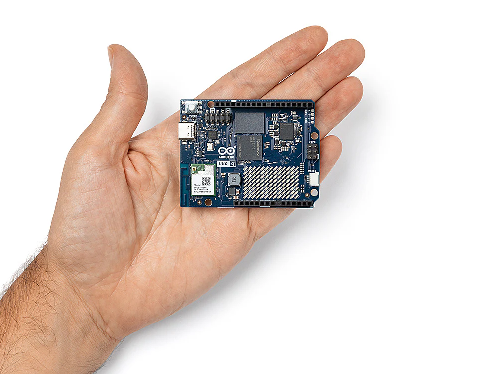 Arduino UNO Q 2GB