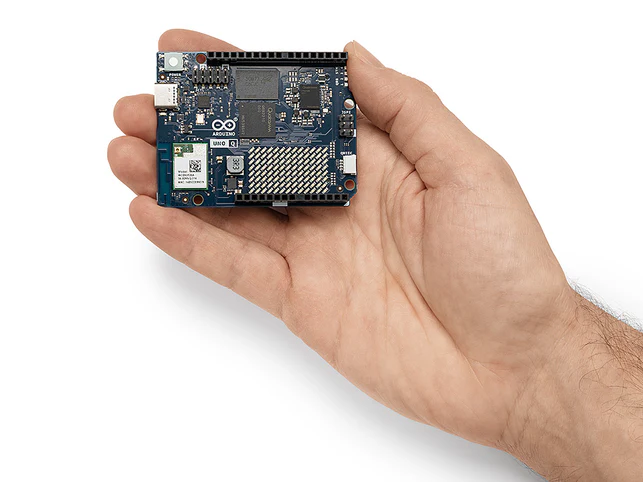 Arduino UNO Q 4GB
