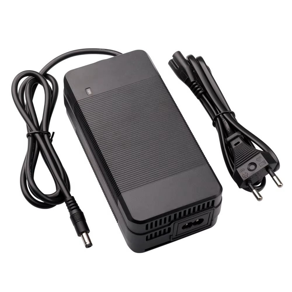 42V 4A Smart Fast Charging Lithium Battery Charger For 36V 10Series High Quality With Fan Strong Heat Dissipation (DC 5.5x2.1)