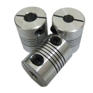 Clamp Flexible Couplings 5mm Shaft to 8mm screw D:20mm H:25mm