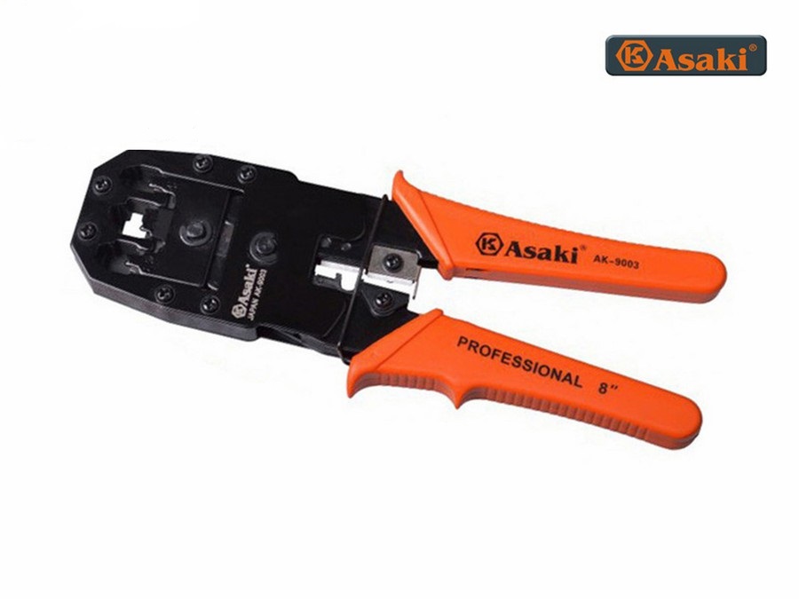 Modular plug crimping tool